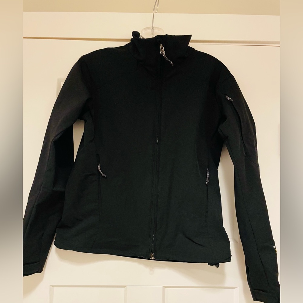 Mountain Hardware Softshell Women's Black Jacket